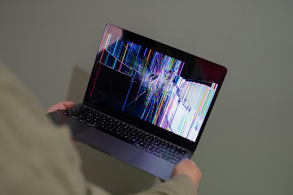 Cracked Macbook Screen
